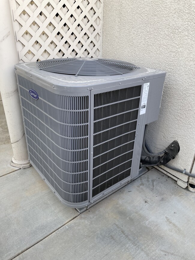 Building Photo - 3116 Promenade