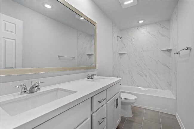 Building Photo - 4712 Plum Peach Bend