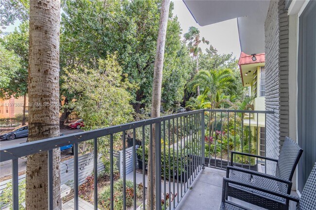 Building Photo - 740 Meridian Ave