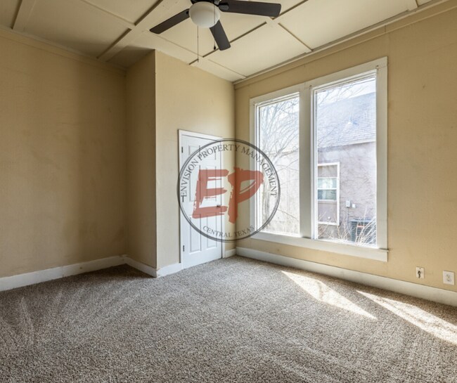 Building Photo - 2300 Washington Ave