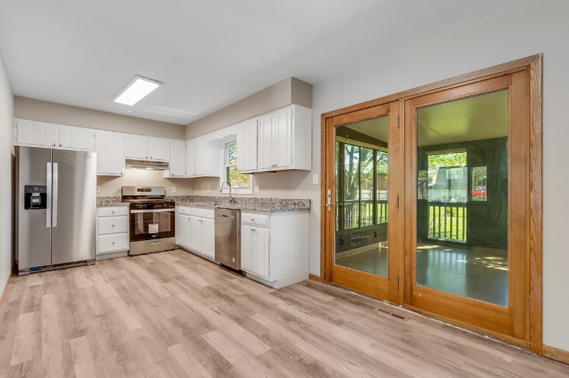 Building Photo - 2040 Blueberry Ln