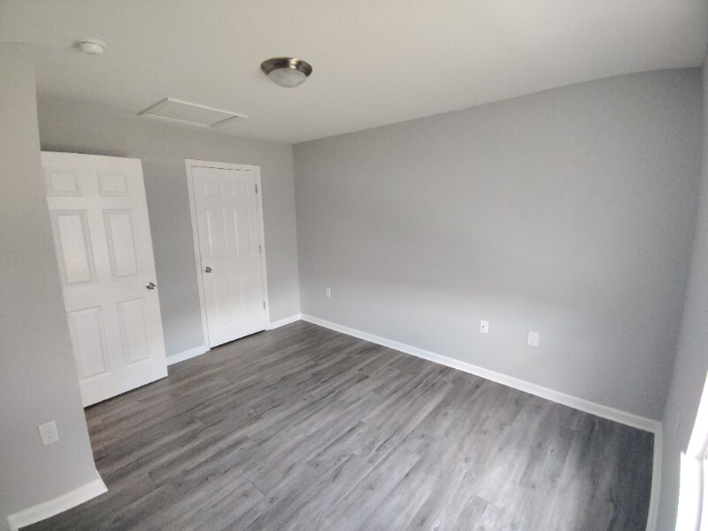 Building Photo - 54 Ferguson Dr