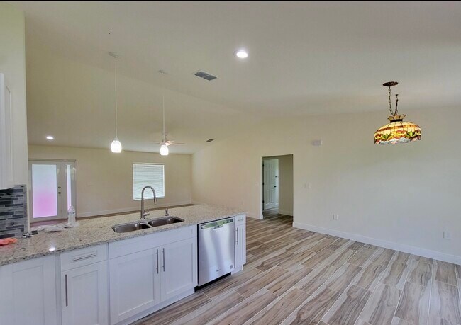 Building Photo - 1872 Tulane Ave SE