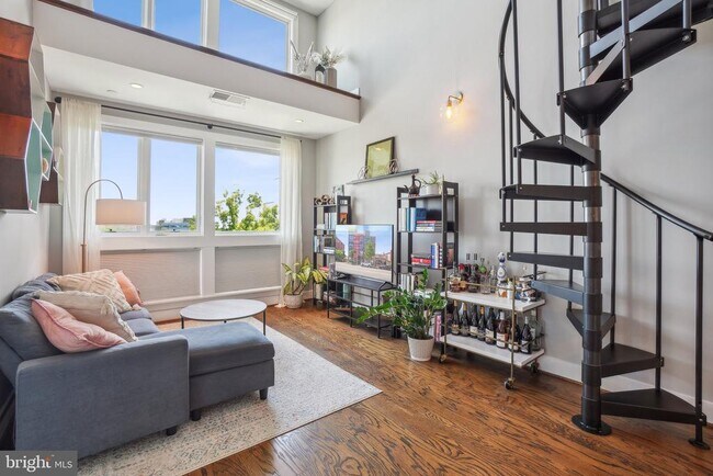 Building Photo - 2920 Georgia Ave NW