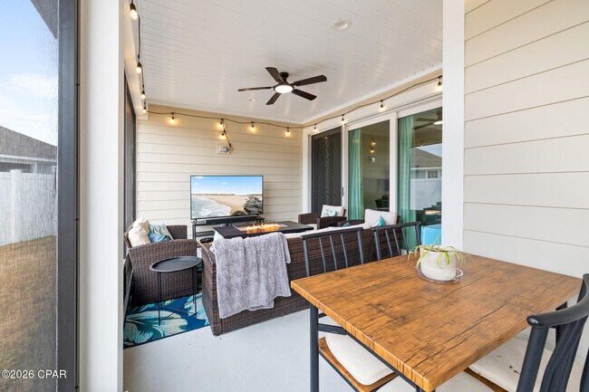 Building Photo - 455 Foxtail Wy
