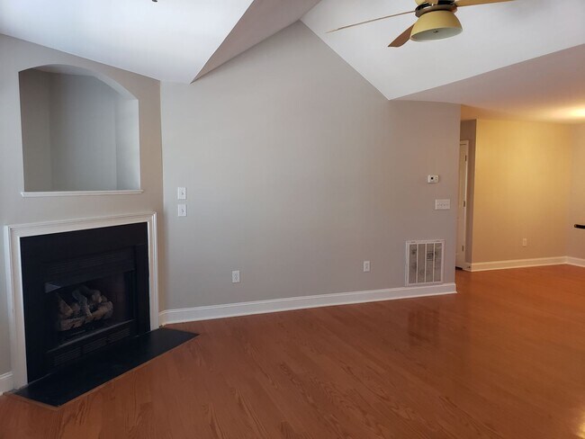Building Photo - 4732 Tatton Park Cir