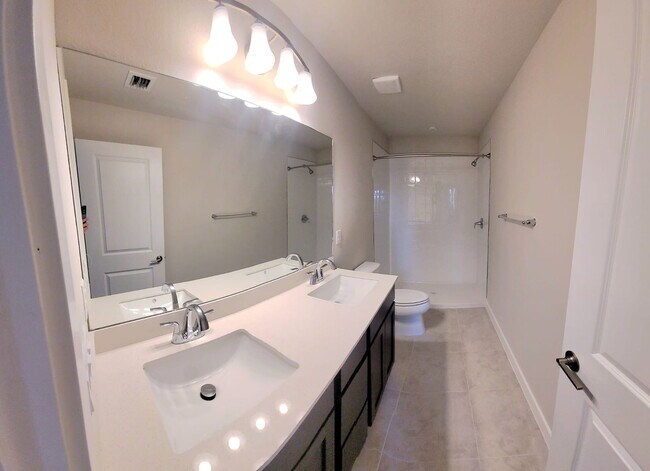 Building Photo - Northwest 10th Court, Florida City, FL 33034 - 3 BR 2.5 BA townhouse