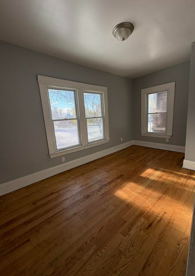 Building Photo - 81 Woodland St