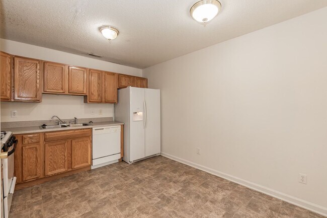 Building Photo - 8650 Neuse Landing Ln