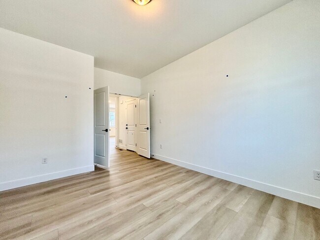 Building Photo - Beautiful 2025-Built Home in North Fort Collins!