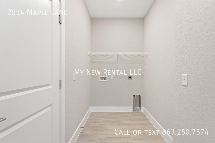 Building Photo - 2014 Maple Ln