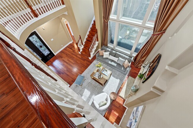 Building Photo - 5934 Stratford Gardens Dr