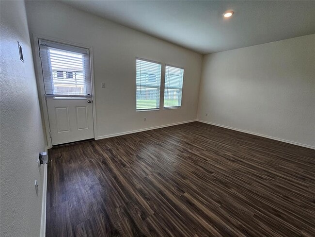 Building Photo - 228 Gabriels Bluff Dr