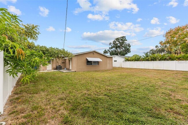 Building Photo - 2700 67th St N