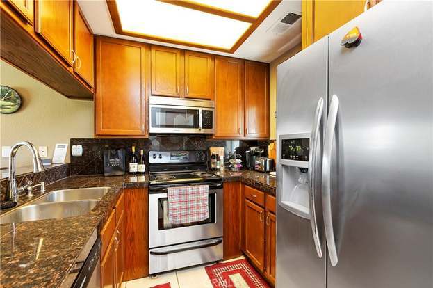 Building Photo - 28984 Desert Princess Dr