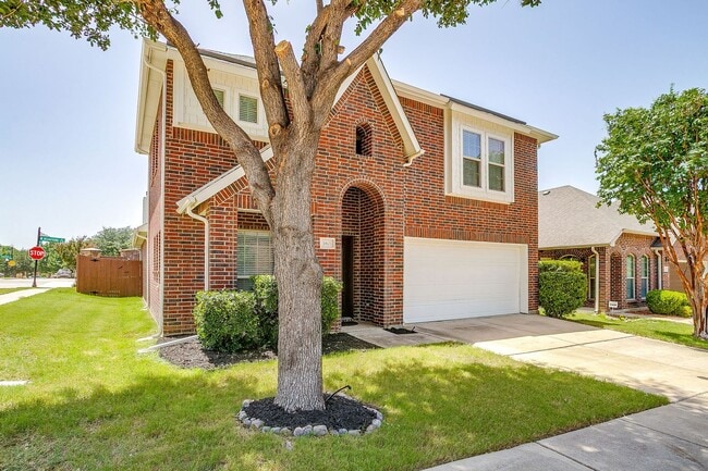 Building Photo - Immaculate 4 Bed, 2.5 Bath in Highly Desired Villas At Fossil Creek- Keller ISD- 76137