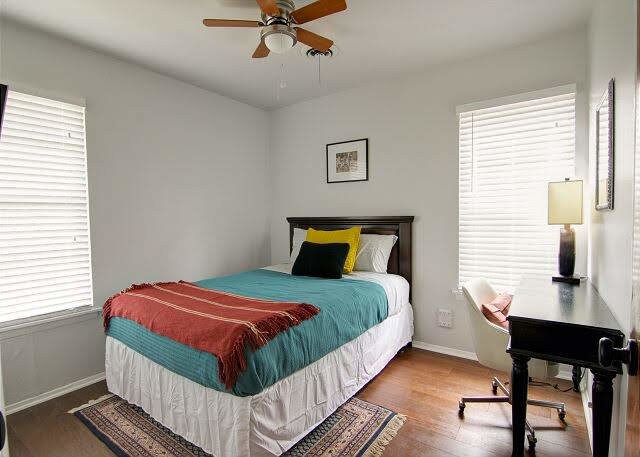 Building Photo - 1818 Dywer Ave