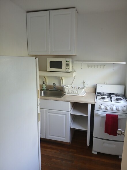 Building Photo - 7848 Normal Ave