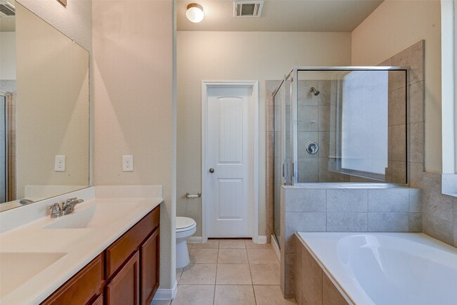 Building Photo - 3719 Don Giovanni Pl