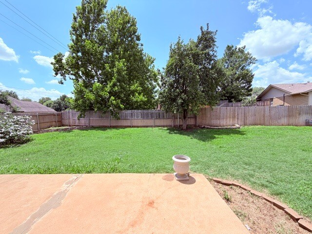Building Photo - 12301 Arrowhead Ter