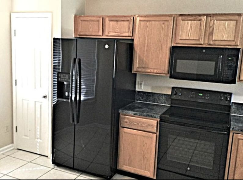 Building Photo - 4491 Cobblefield Cir E