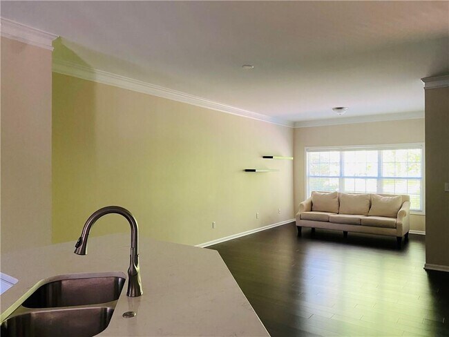 Building Photo - 12866 Deer Park Ln