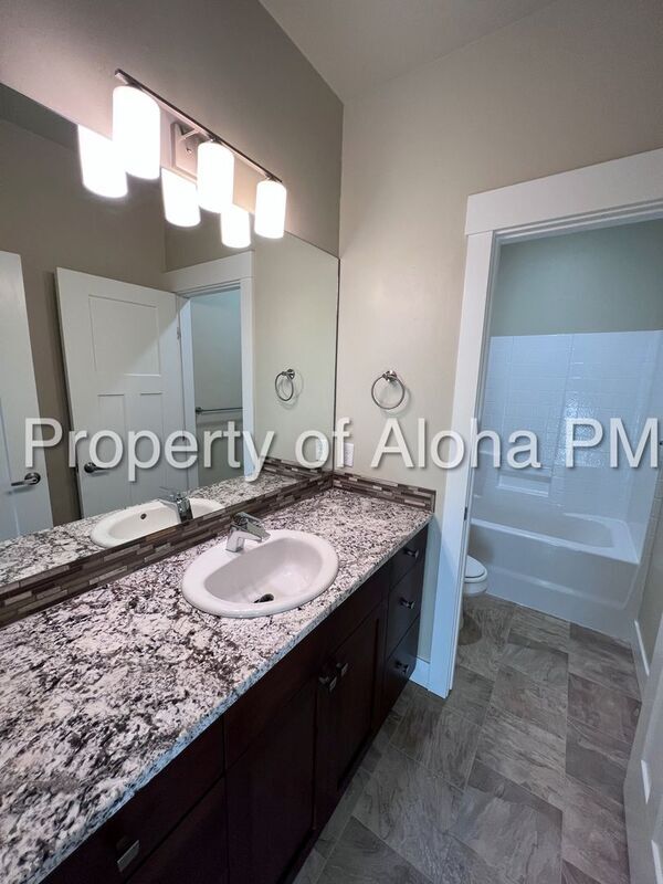 Building Photo - 3514 E Grand Forest Dr