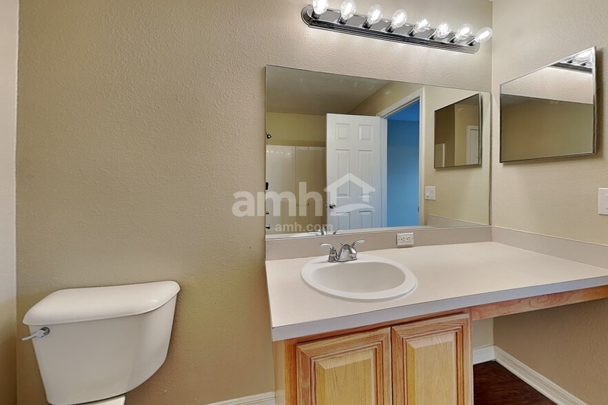 Building Photo - 13514 Red Ear Ct