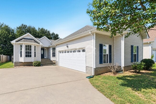 Building Photo - 3712 S Jot Dr
