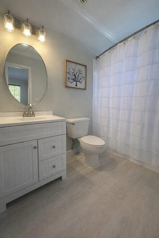 Building Photo - 131 Cameron Ct