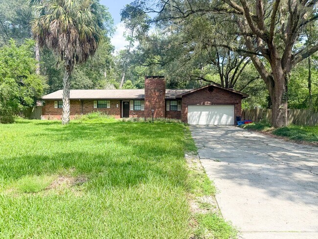 Building Photo - 305 NW 28th Terrace