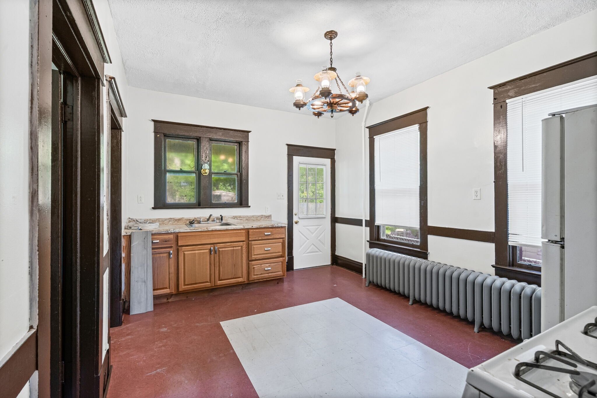 Building Photo - 320 Saratoga Ave