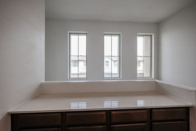 Building Photo - COMING SOON, Stunning 4 bedroom, 4 bathroom home in the desirable gated community of Horizon in C...