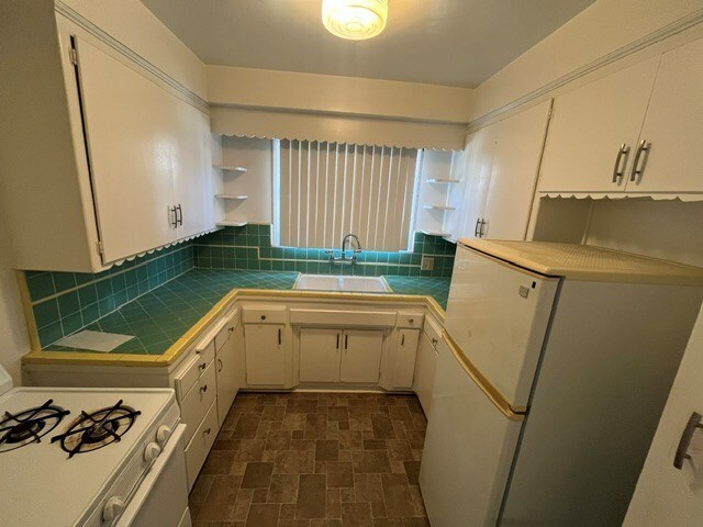 Floorplan - 3316 S. Durango Ave.