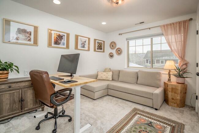 Building Photo - 2218 Gallatin Green Blvd