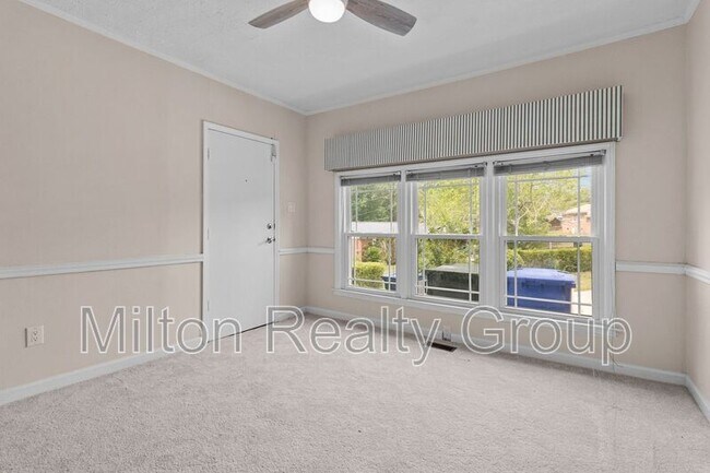 Building Photo - 6203 Vigilante Ct
