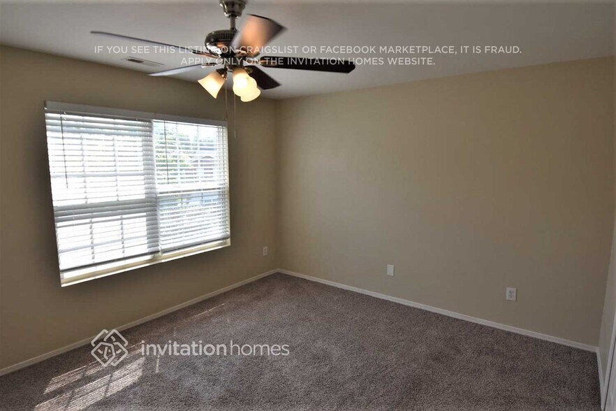 Building Photo - 9619 Duxford Ln