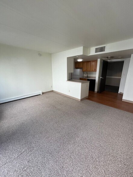 Primary Photo - 7290 W Dean Rd