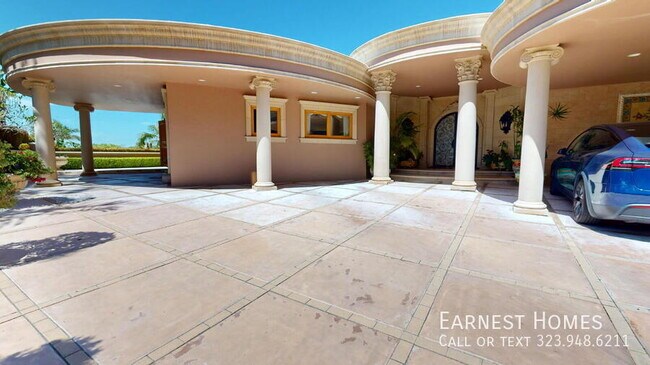 Building Photo - 1831 Loma Vista Dr