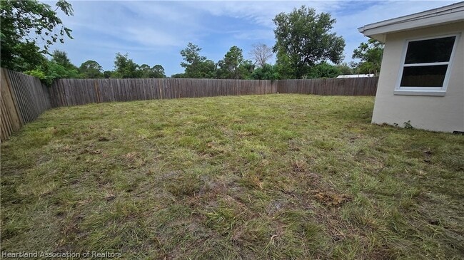 Building Photo - 1552 Cedarbrook St