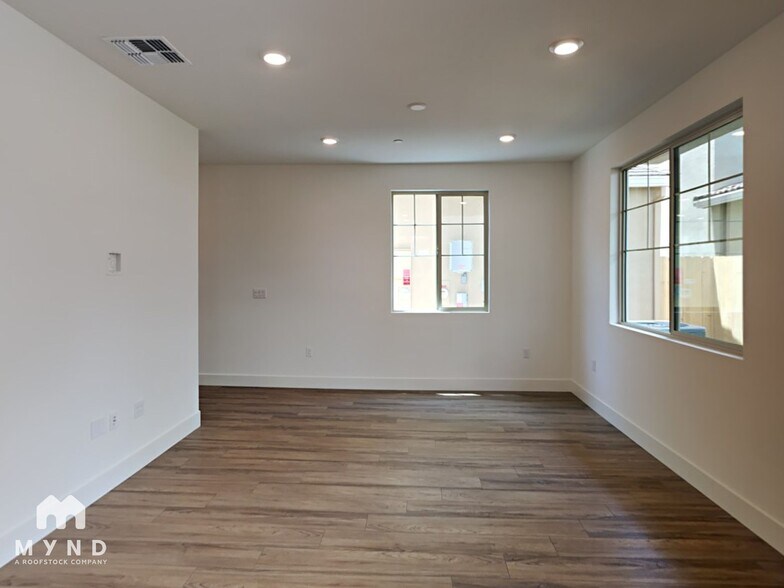 Building Photo - 10564 Trill Wy