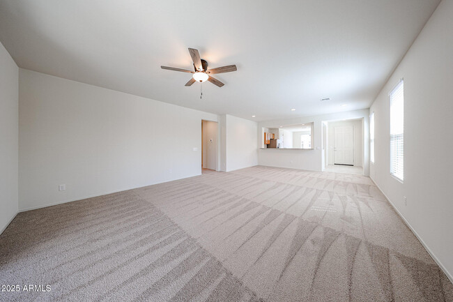 Building Photo - 7118 W Bent Tree Dr