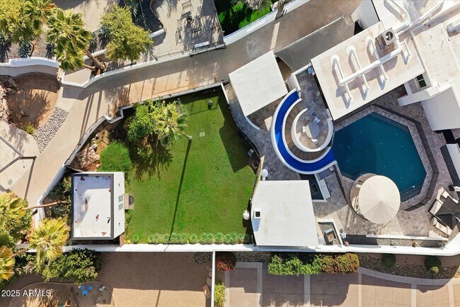 Building Photo - 3112 E Palo Verde Dr