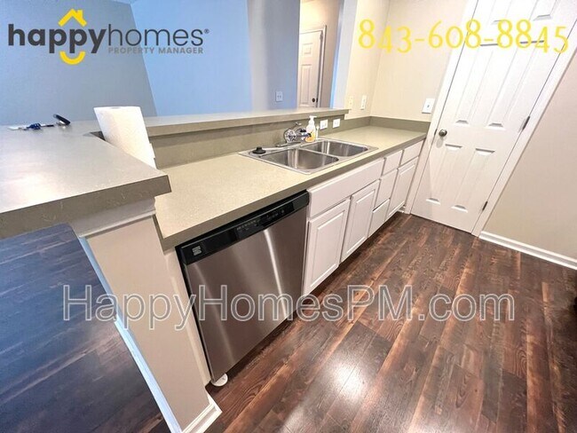 Building Photo - 205 Jackson St