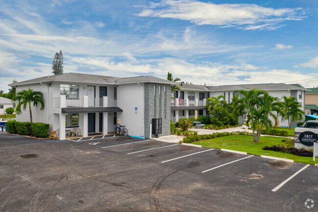 Primary Photo - Waterfront Apartments