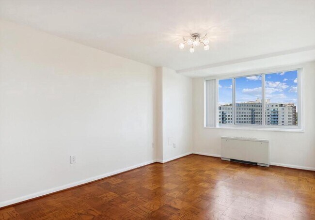 Building Photo - 10500 Rockville Pike