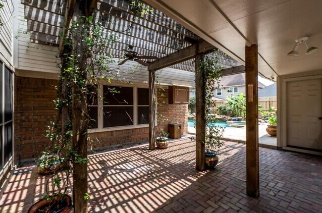 Building Photo - 14207 Vista Mar Ln