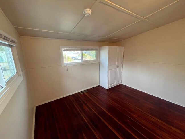 Building Photo - Cozy Kenton Home with Fenced Yard, Shed