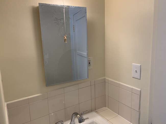 Bathroom - 2405 W Via Corona
