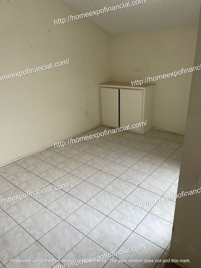 Building Photo - Nice House For Rent